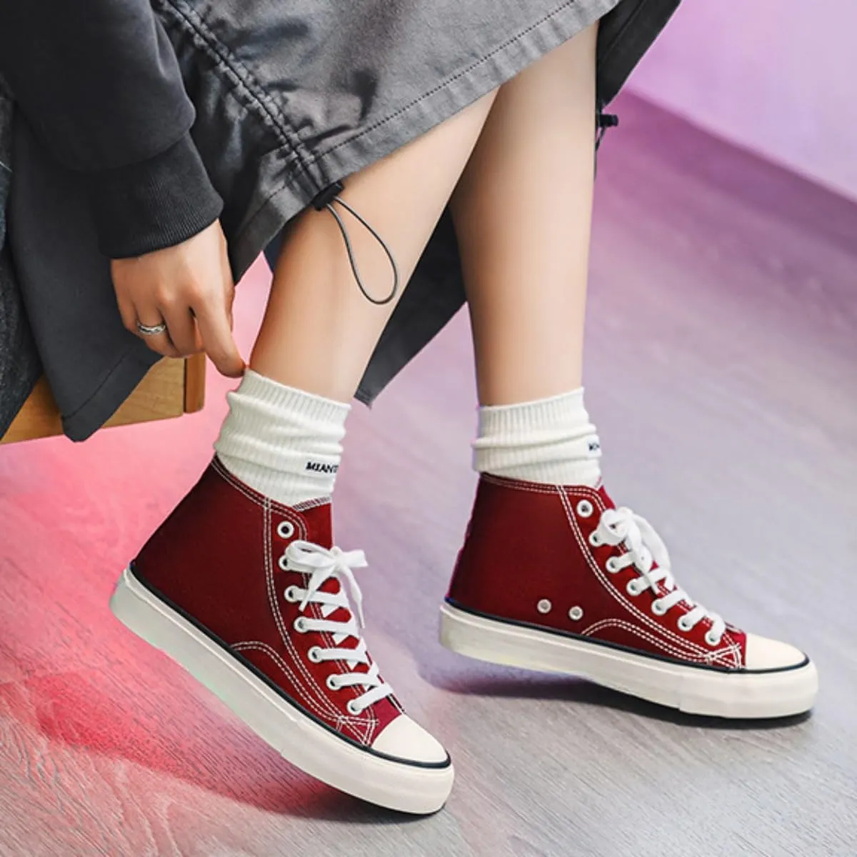1970s Retro Canvas Sneakers Women High Top Lace-Up Vulcanized Skate Shoes Korean Style Casual Platform Shoes for Teen Girls School Spring Summer