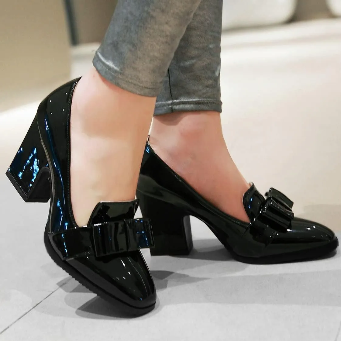 BEAUPAS Women's Chunky High Heel Square Toe Loafer Patent Leather Pumps with Bow Shoes