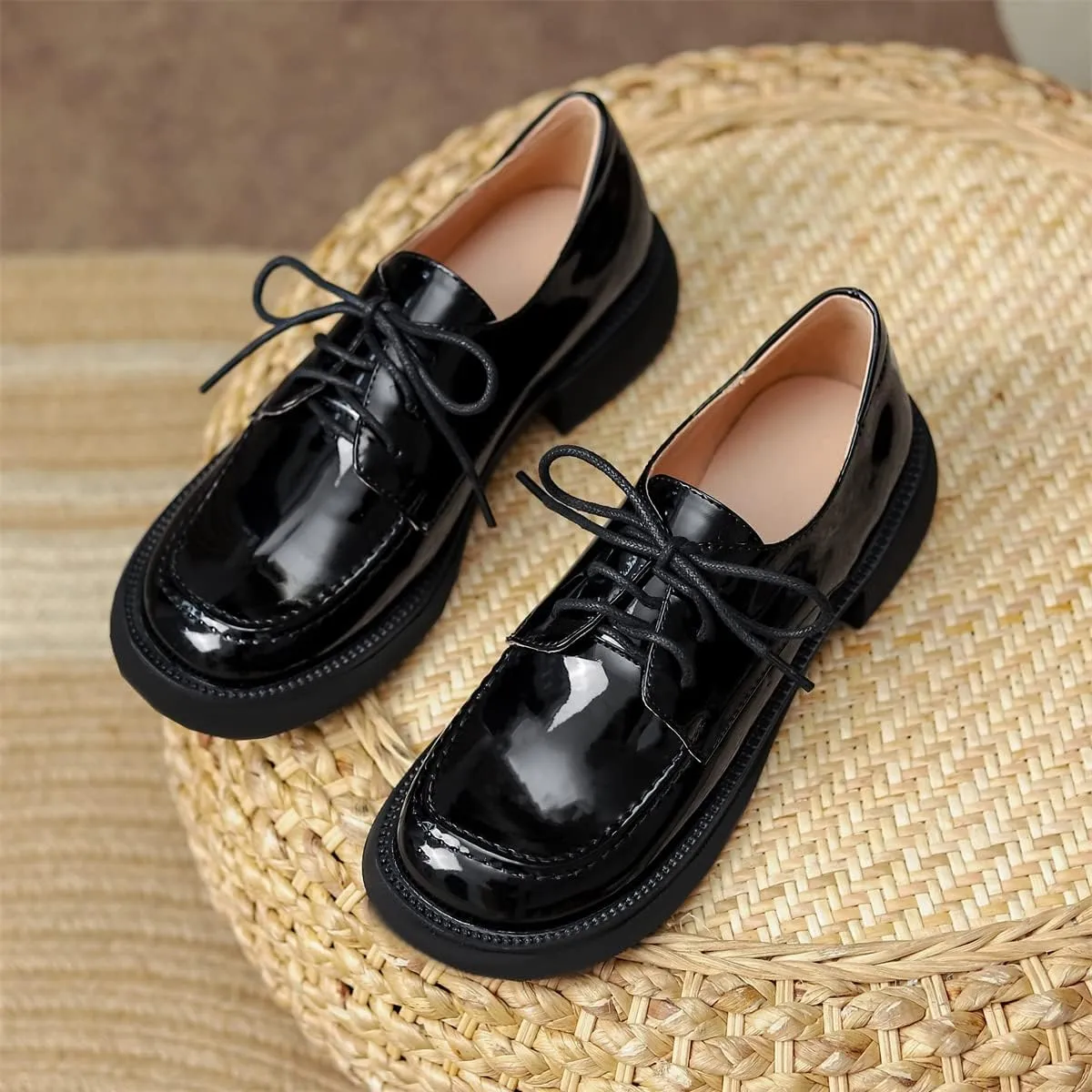 Betastella Women's Low Heel Chunky Oxfords Lace Up Round Toe Brogue Shoes