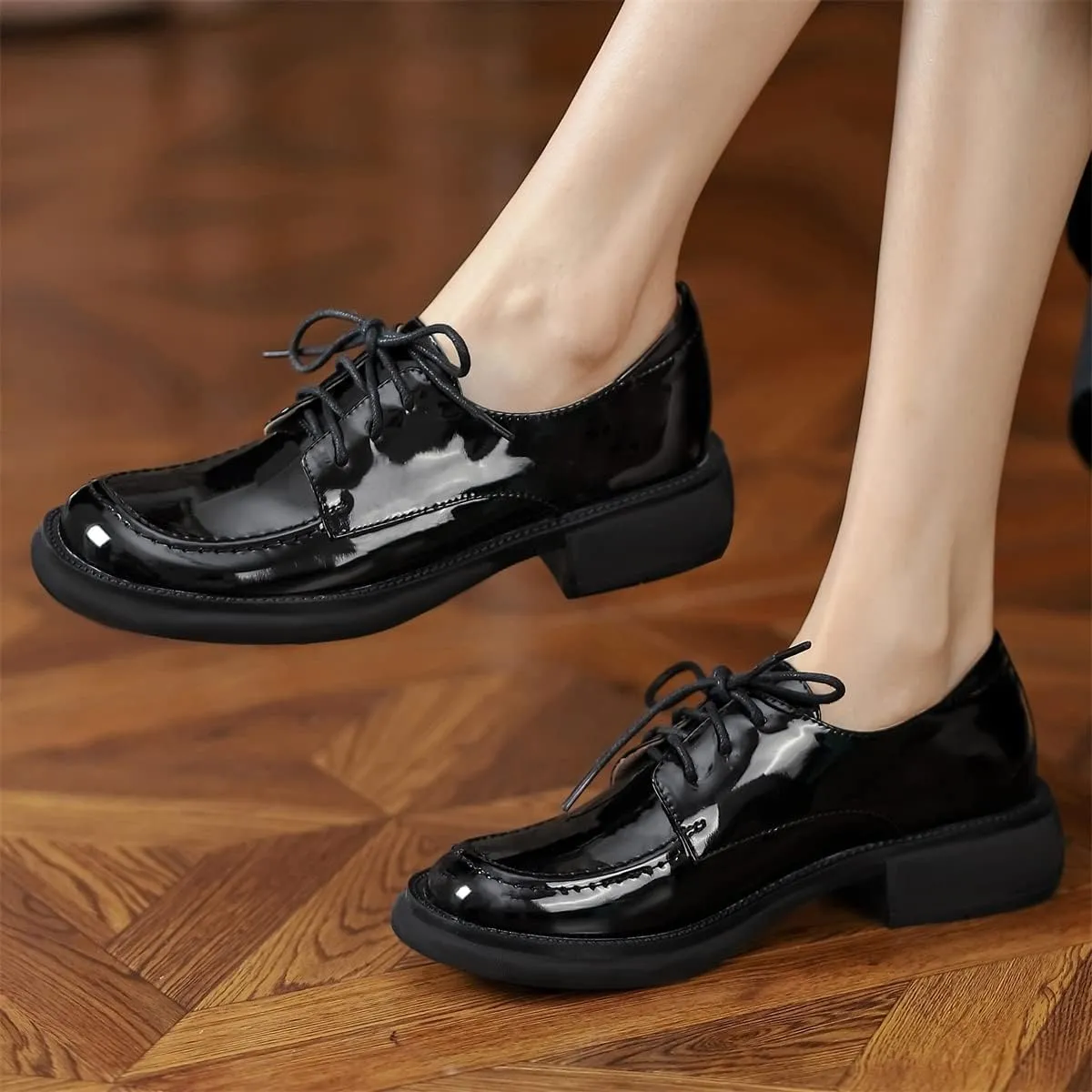 Betastella Women's Low Heel Chunky Oxfords Lace Up Round Toe Brogue Shoes
