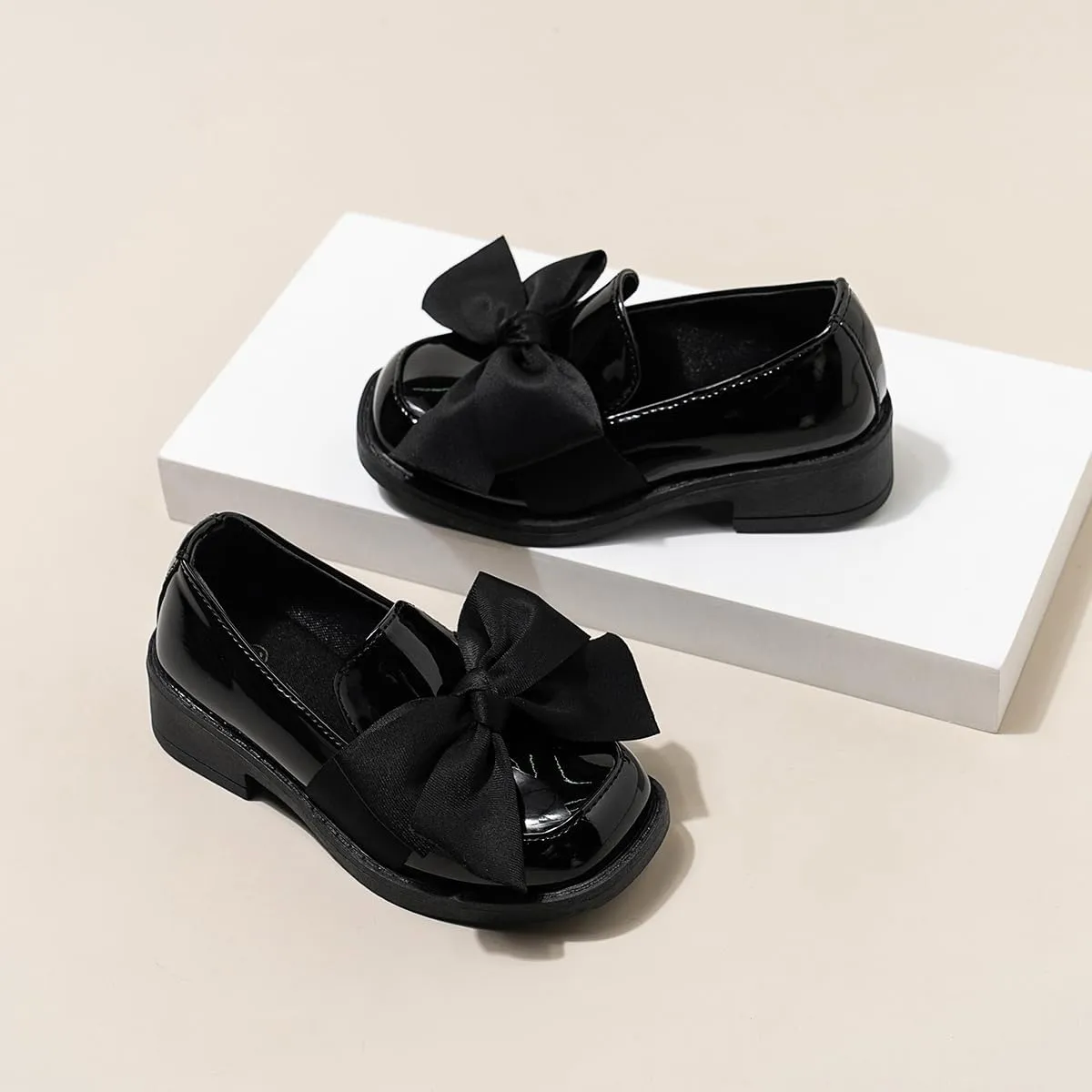 Girls Patent Leather Loafers with Black Bow, Slip-On Dress Shoes