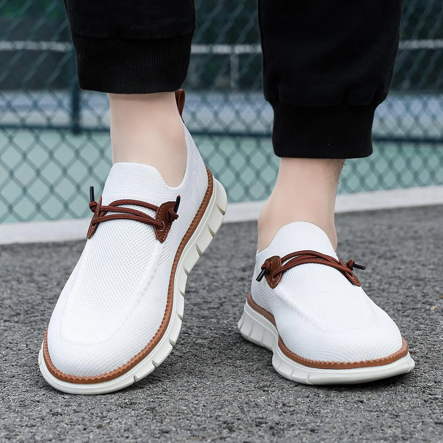 Men Sports Shoes Fashionable New Pattern Solid Color Simple Mesh Breathable Lightweight Men's Athletic Sneaker Shoes for Men