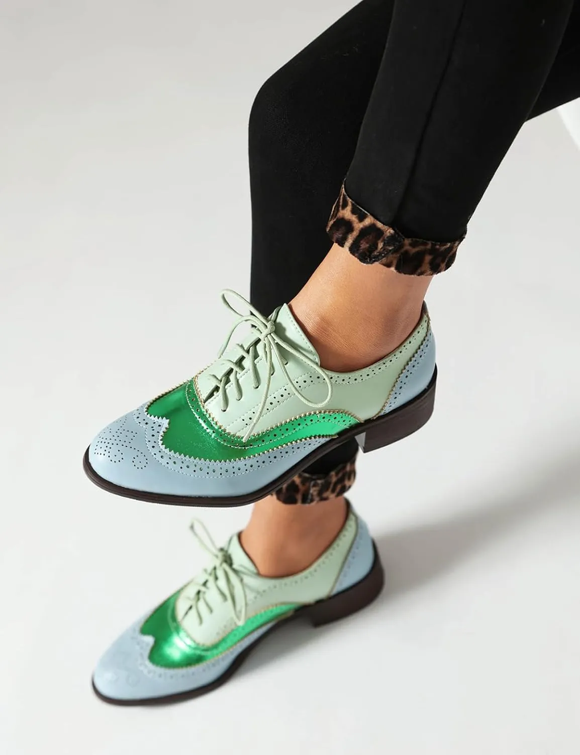 Scaoruki Leisure Oxford Shoes Women Two Tone Wingtip Brogue Shoes