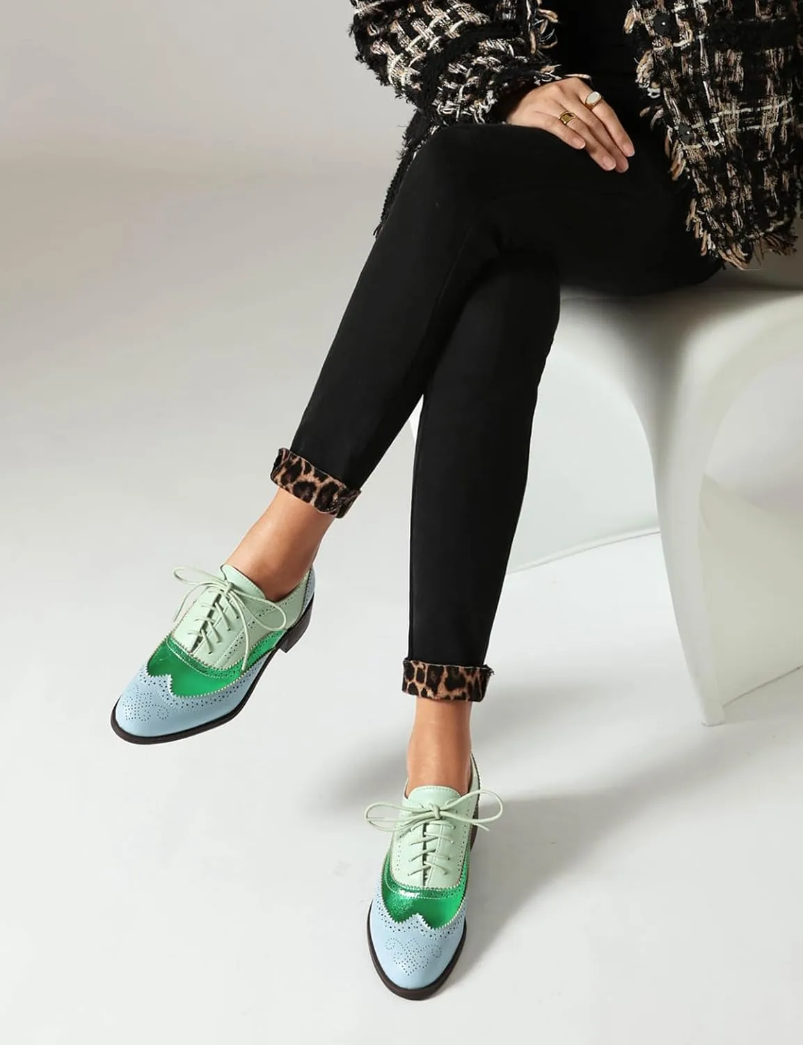 Scaoruki Leisure Oxford Shoes Women Two Tone Wingtip Brogue Shoes