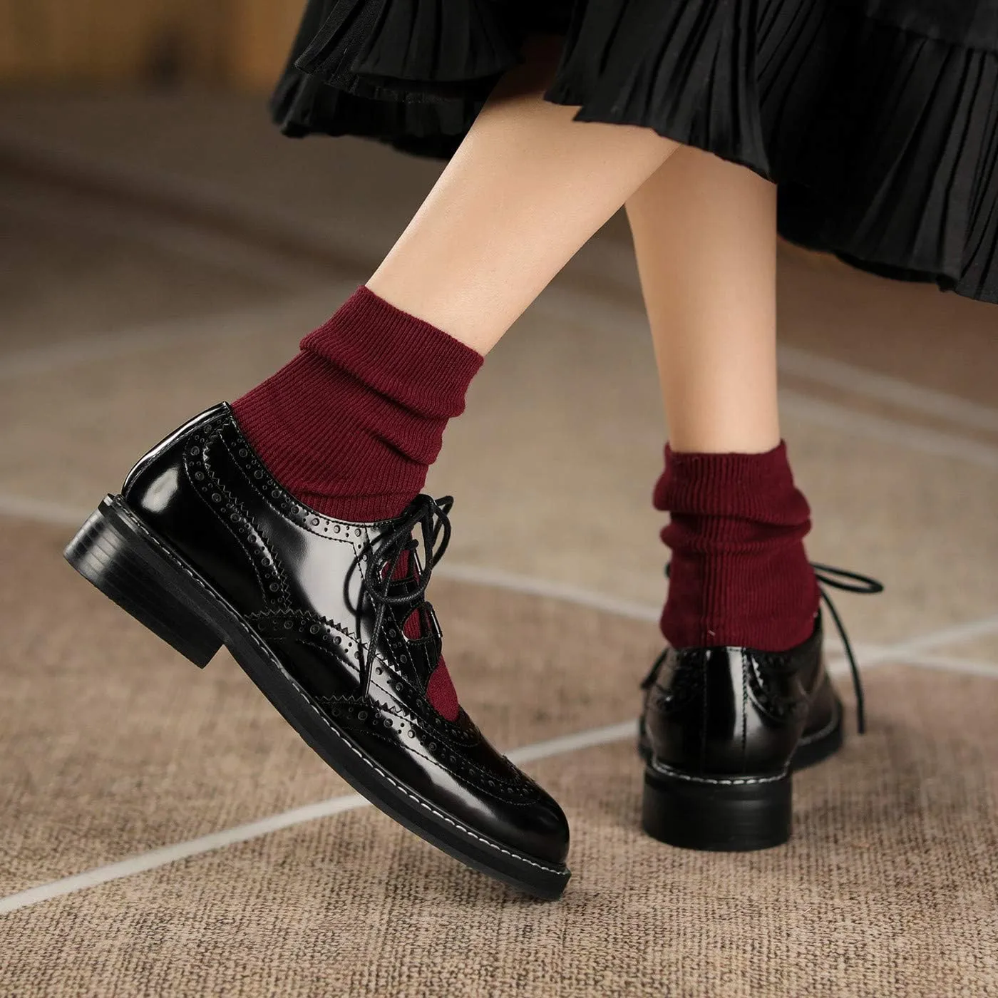 U-lite Women's Lace-up Wingtip Perforated Leather Oxfords Vintage Closed Toe Brogue Shoes